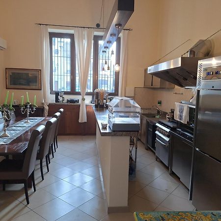 Dimora Charleston Lecce Parcheggio Privato In Loco Gratis Bed & Breakfast Bagian luar foto