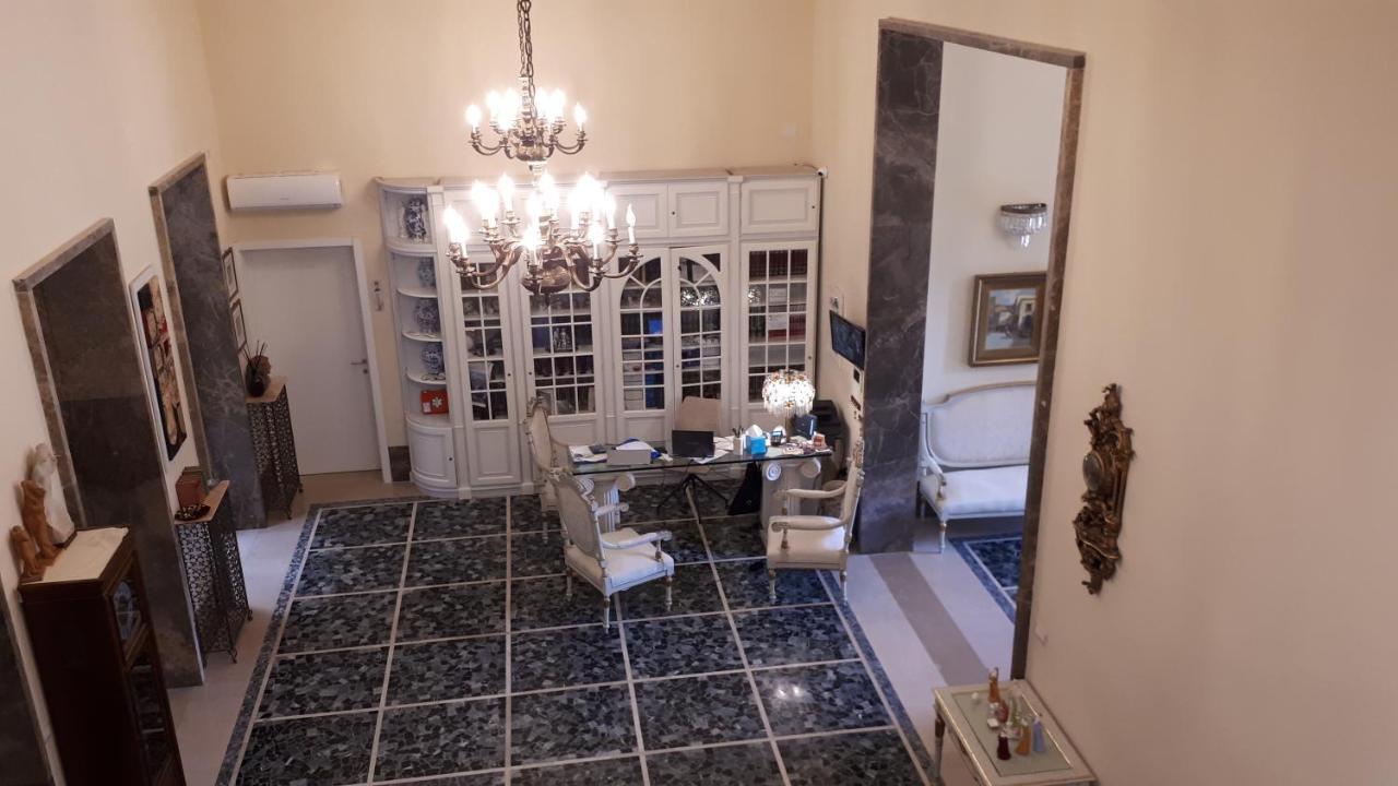 Dimora Charleston Lecce Parcheggio Privato In Loco Gratis Bed & Breakfast Bagian luar foto